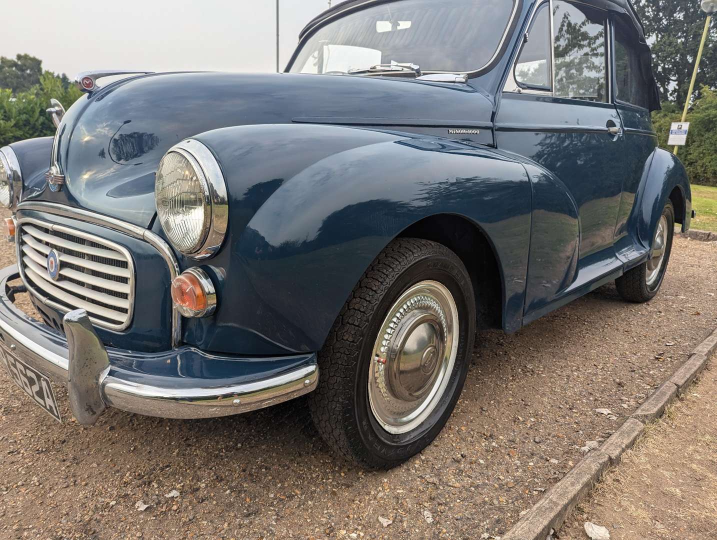 <p>1963 MORRIS MINOR 1000 CONVERTIBLE&nbsp;</p>