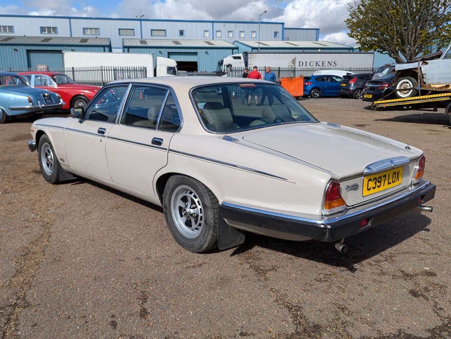 <p>1985 DAIMLER 4.2 AUTO</p>