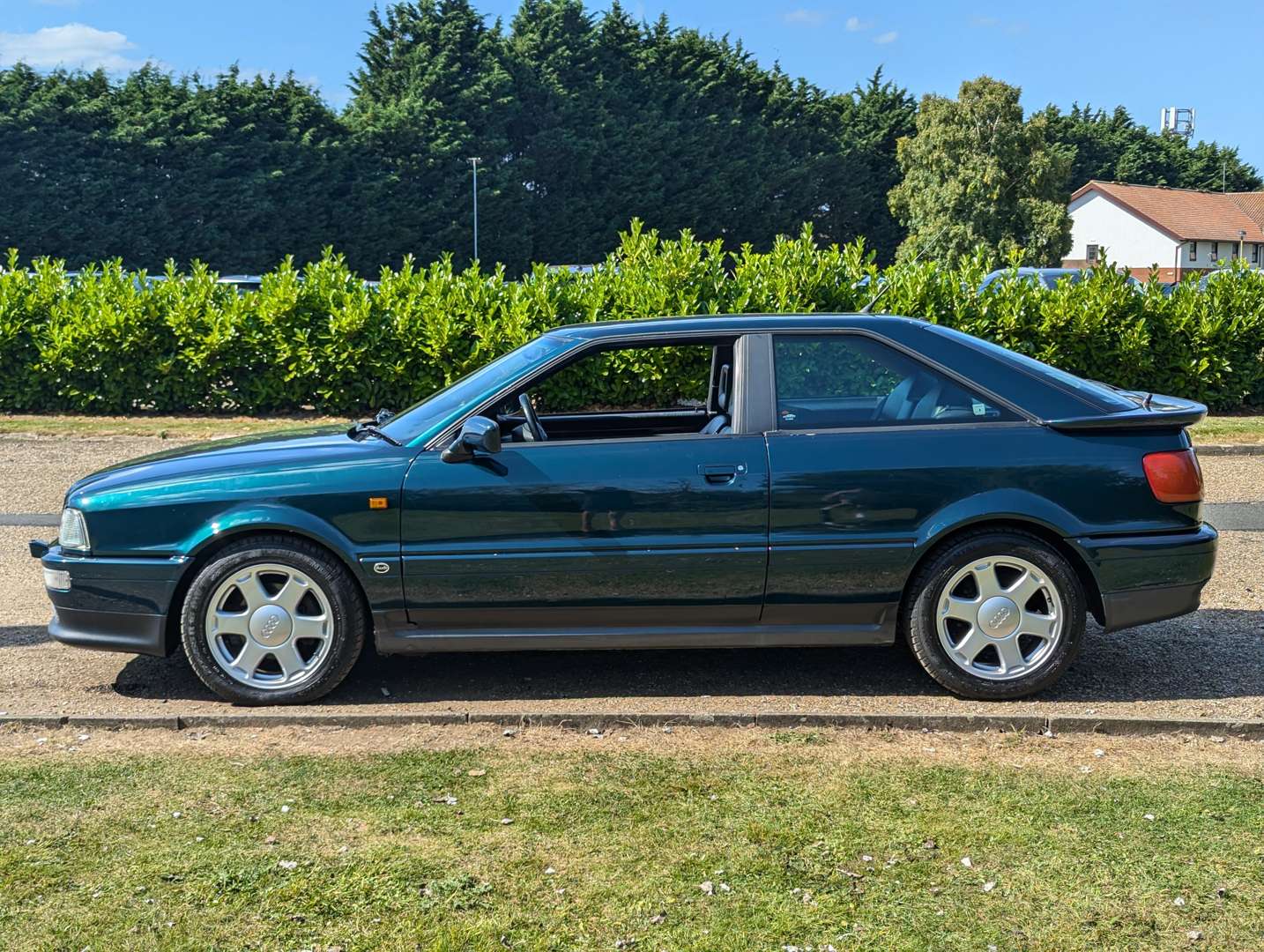 <p>1996 AUDI COUPE S2 4WD TURBO</p>