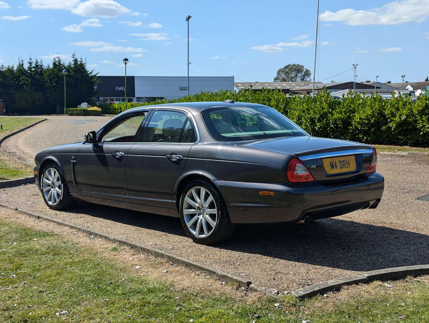 <p>2009 JAGUAR XJ 3.0 SALOON</p>