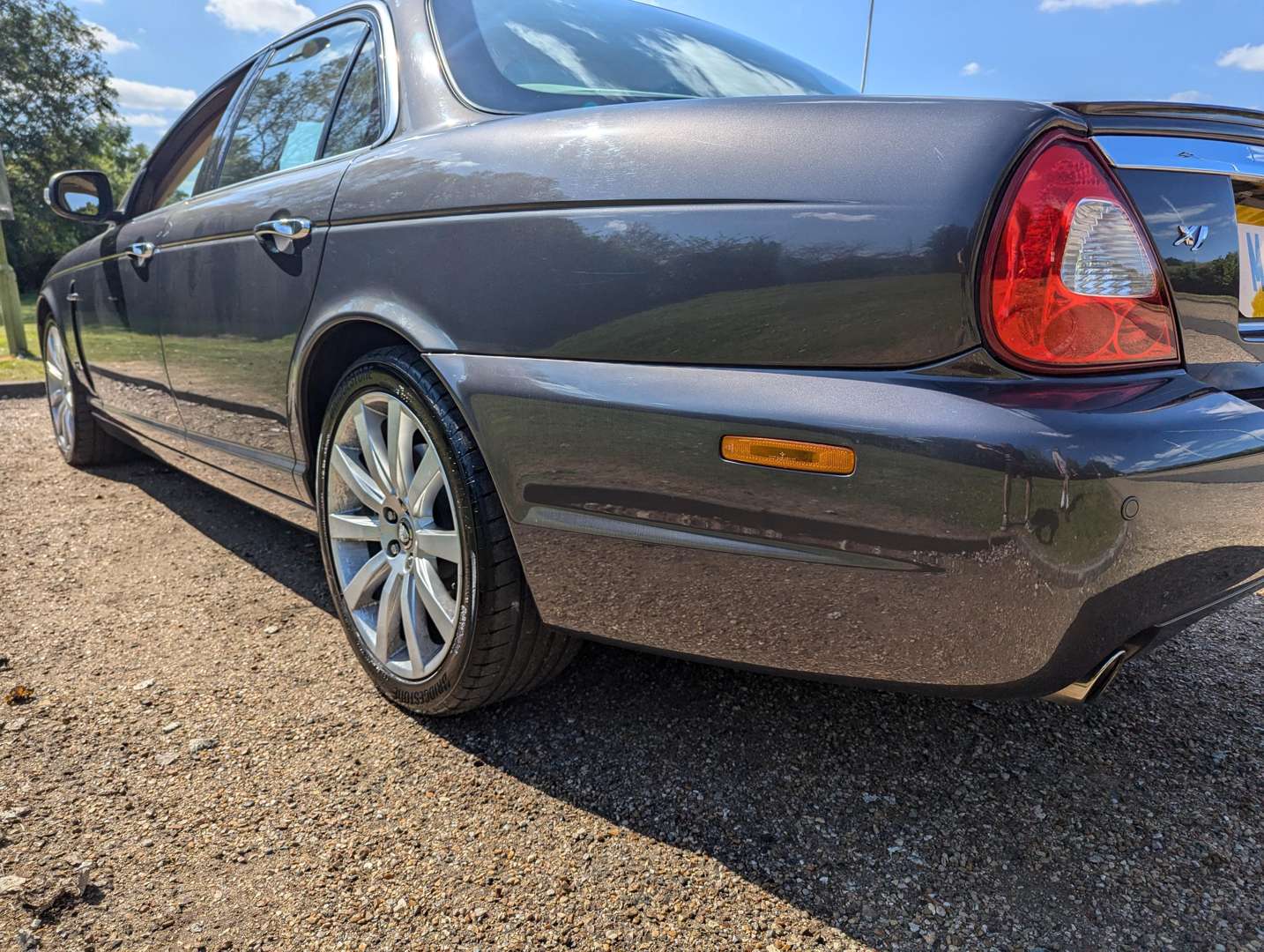 <p>2009 JAGUAR XJ 3.0 SALOON</p>