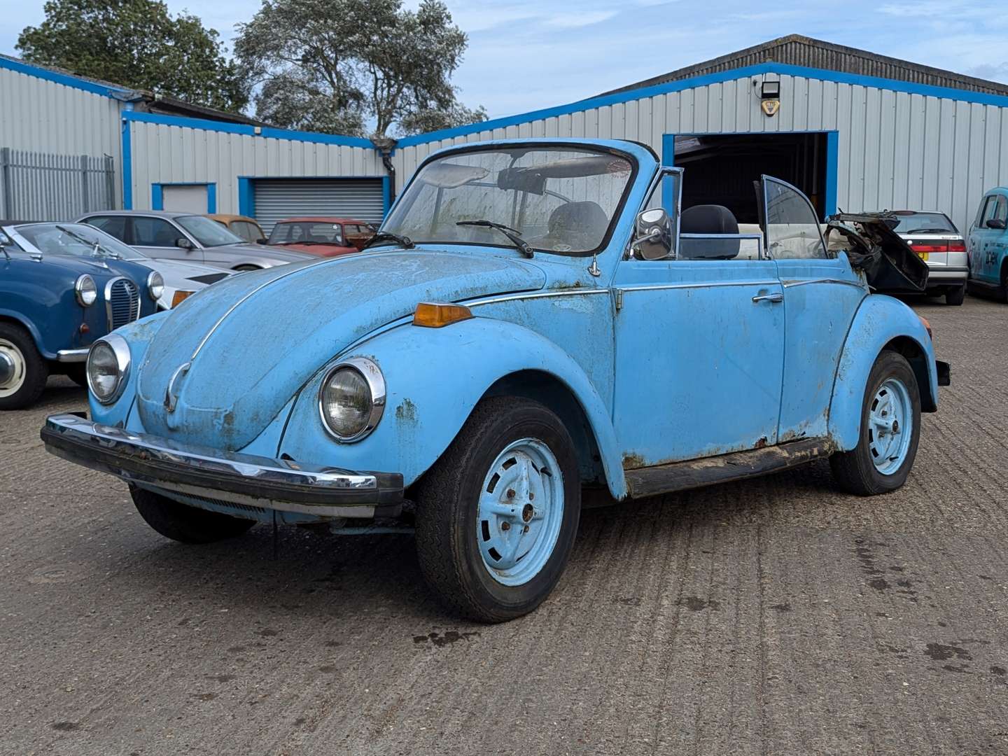 <p>1979 VW KARMANN BEETLE CONVERTIBLE LHD</p>