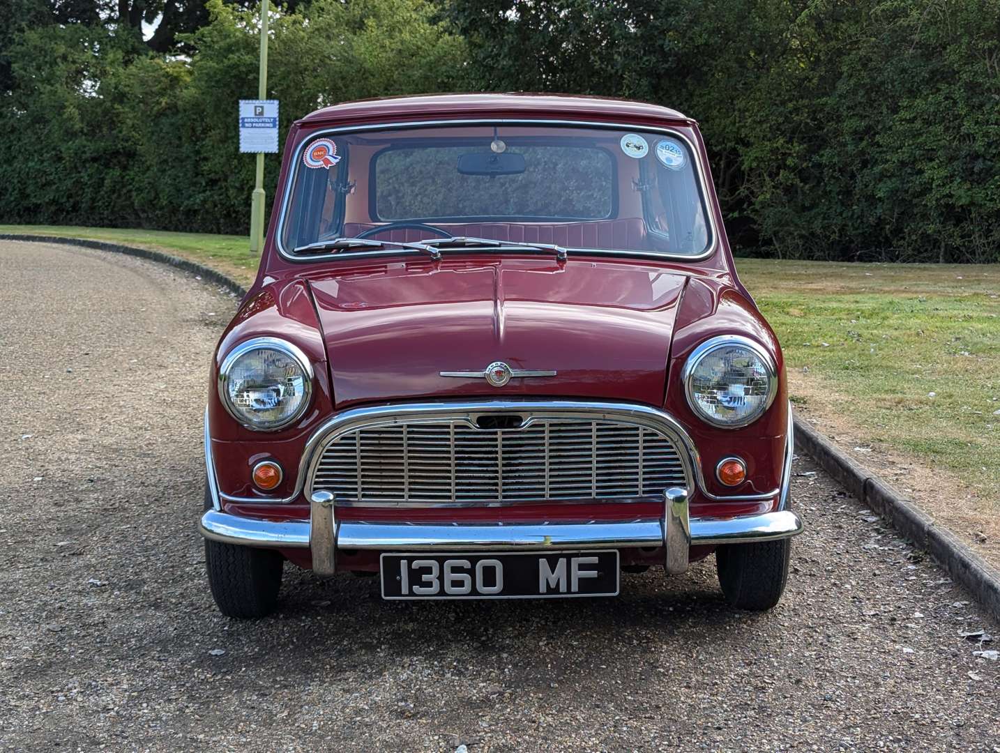 <p>1961 MORRIS MINI MKI</p>