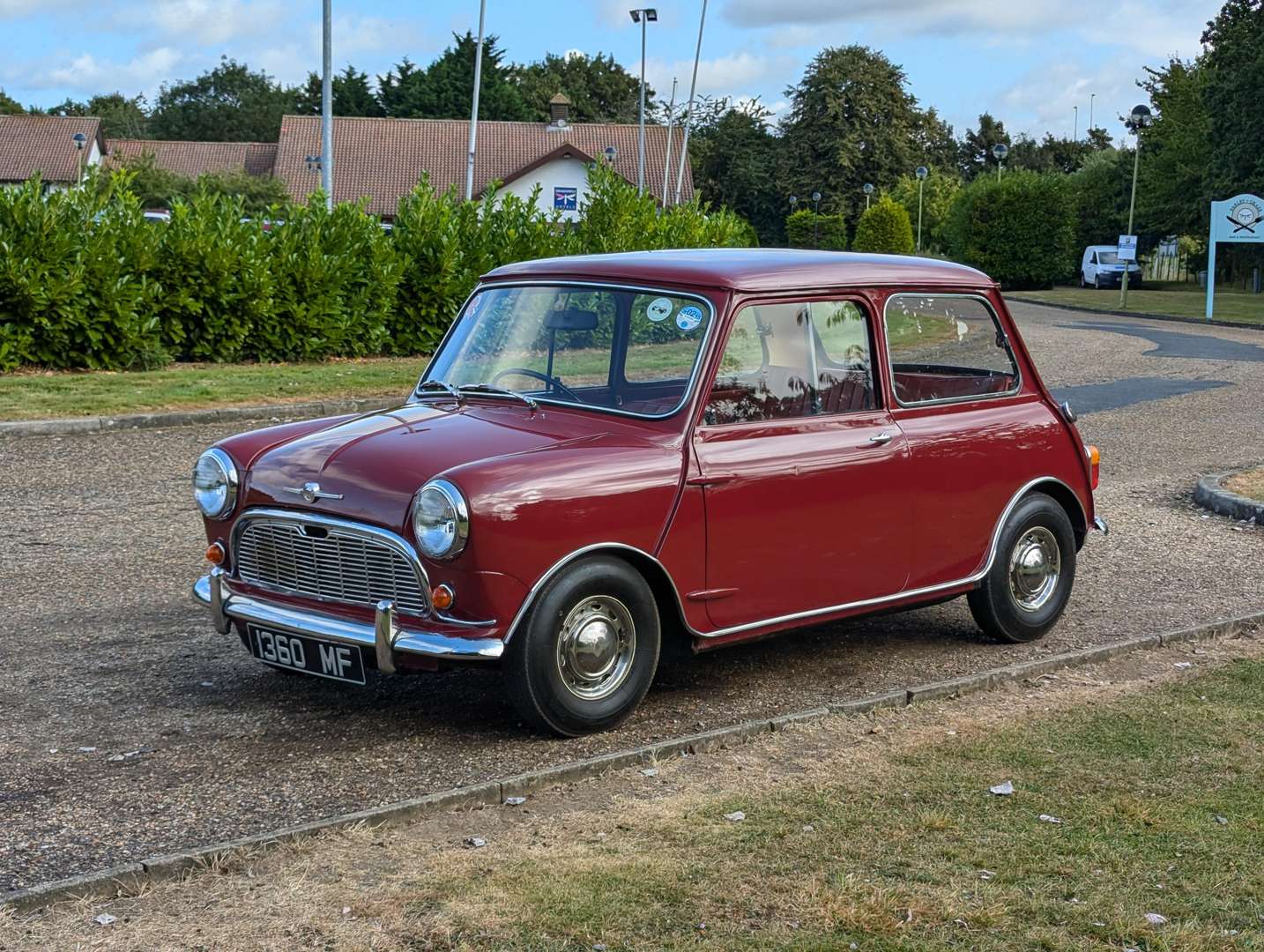 <p>1961 MORRIS MINI MKI</p>