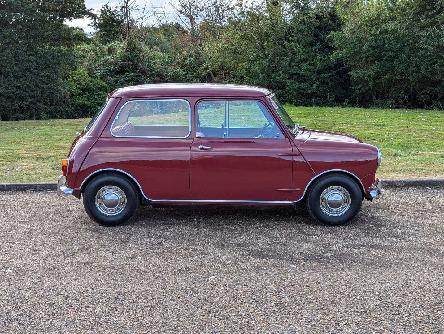 <p>1961 MORRIS MINI MKI</p>