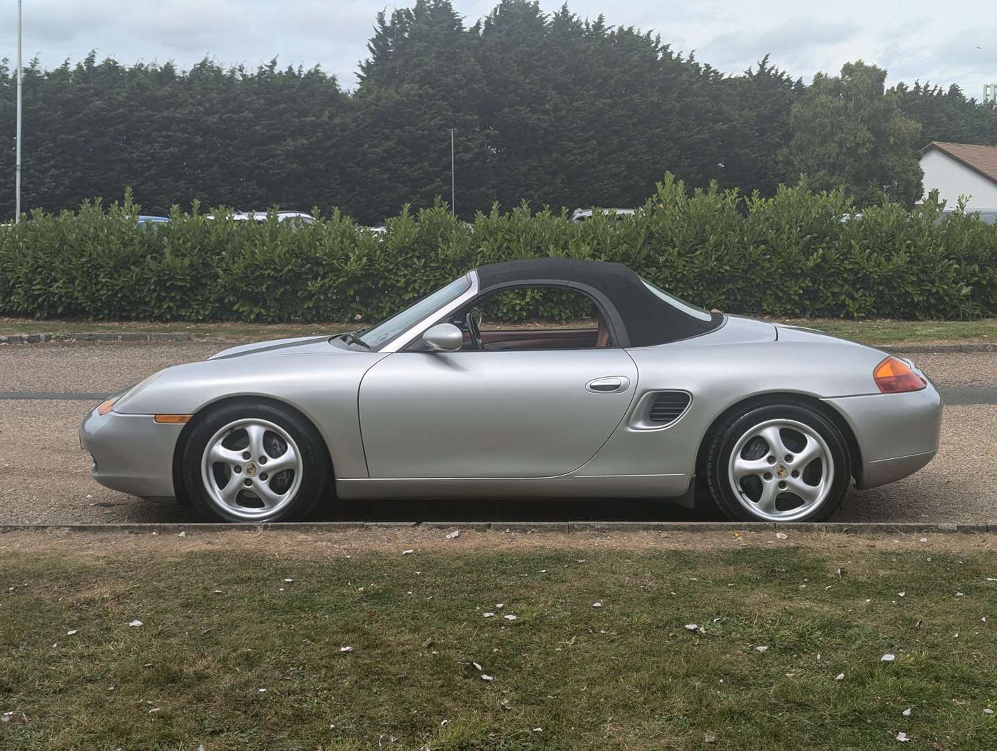 <p>1998 PORSCHE BOXSTER 2.5</p>