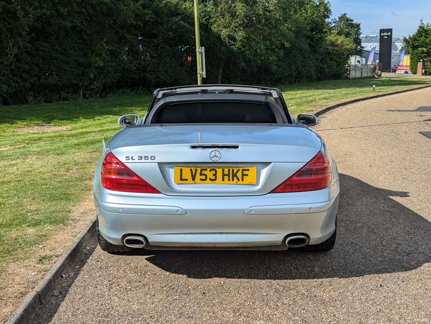 <p>2003 MERCEDES SL 350 AUTO</p>