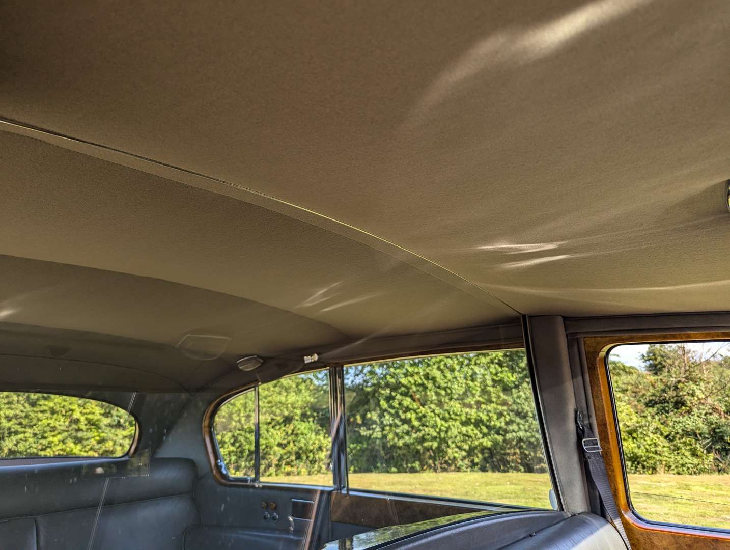 <p>1968 VANDEN PLAS PRINCESS 4 LITRE LIMO</p>