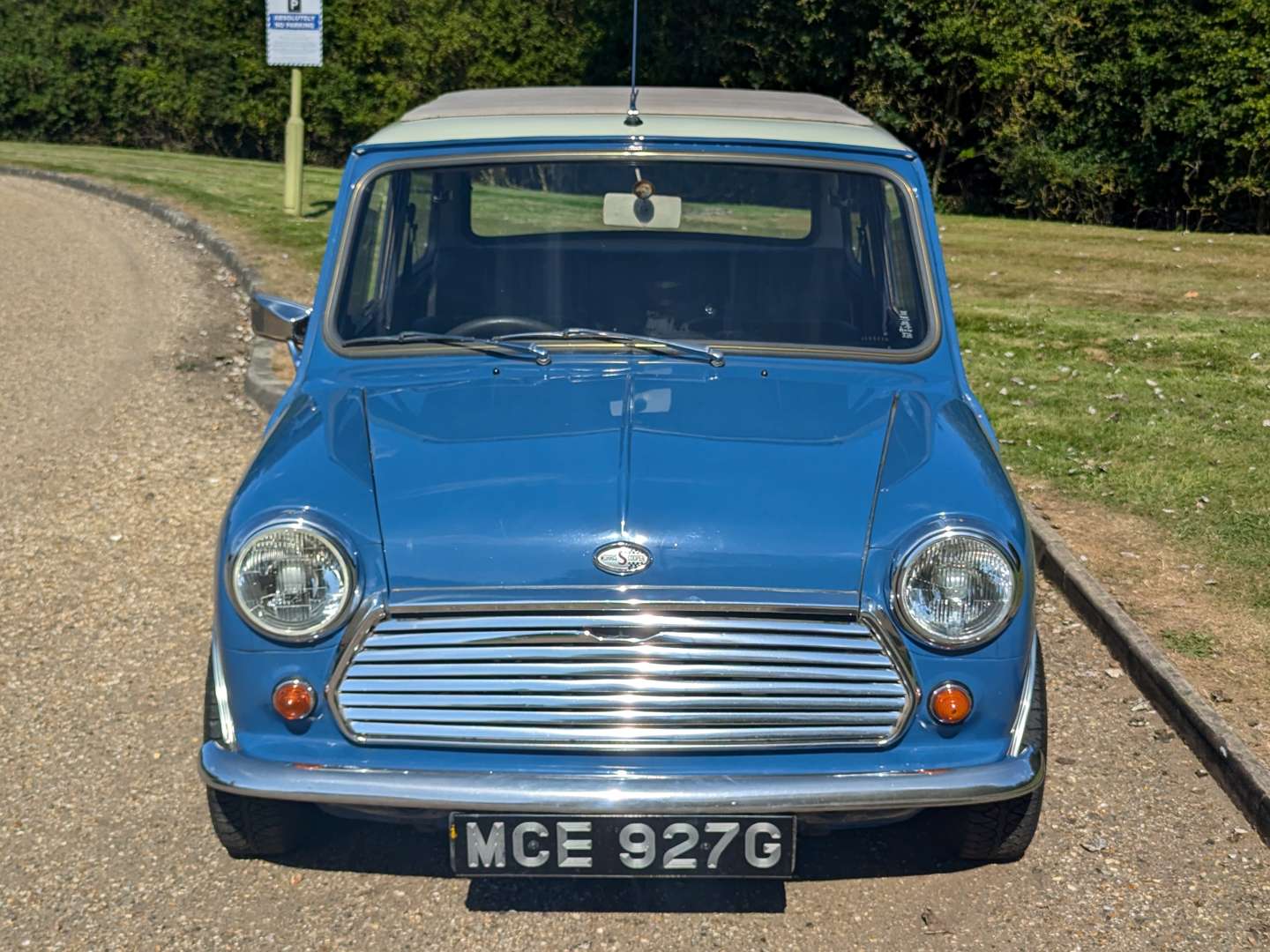 <p>1969 MORRIS MINI COOPER S</p>