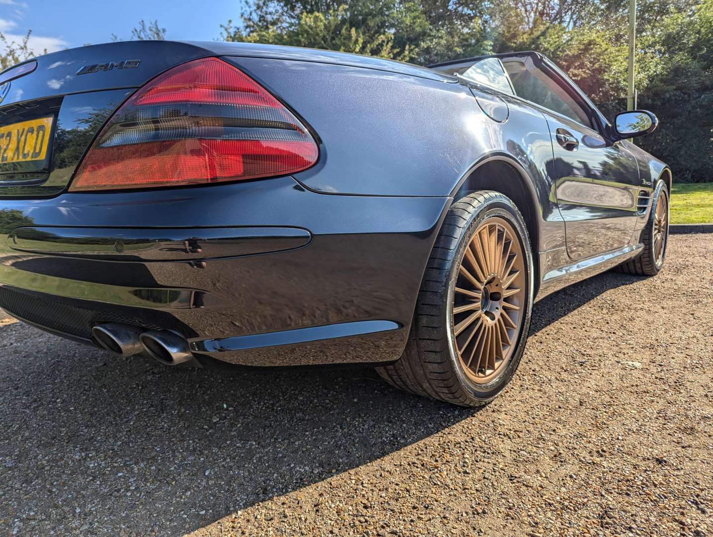 <p>2003 MERCEDES SL55 AMG KOMPRESSOR&nbsp;</p>