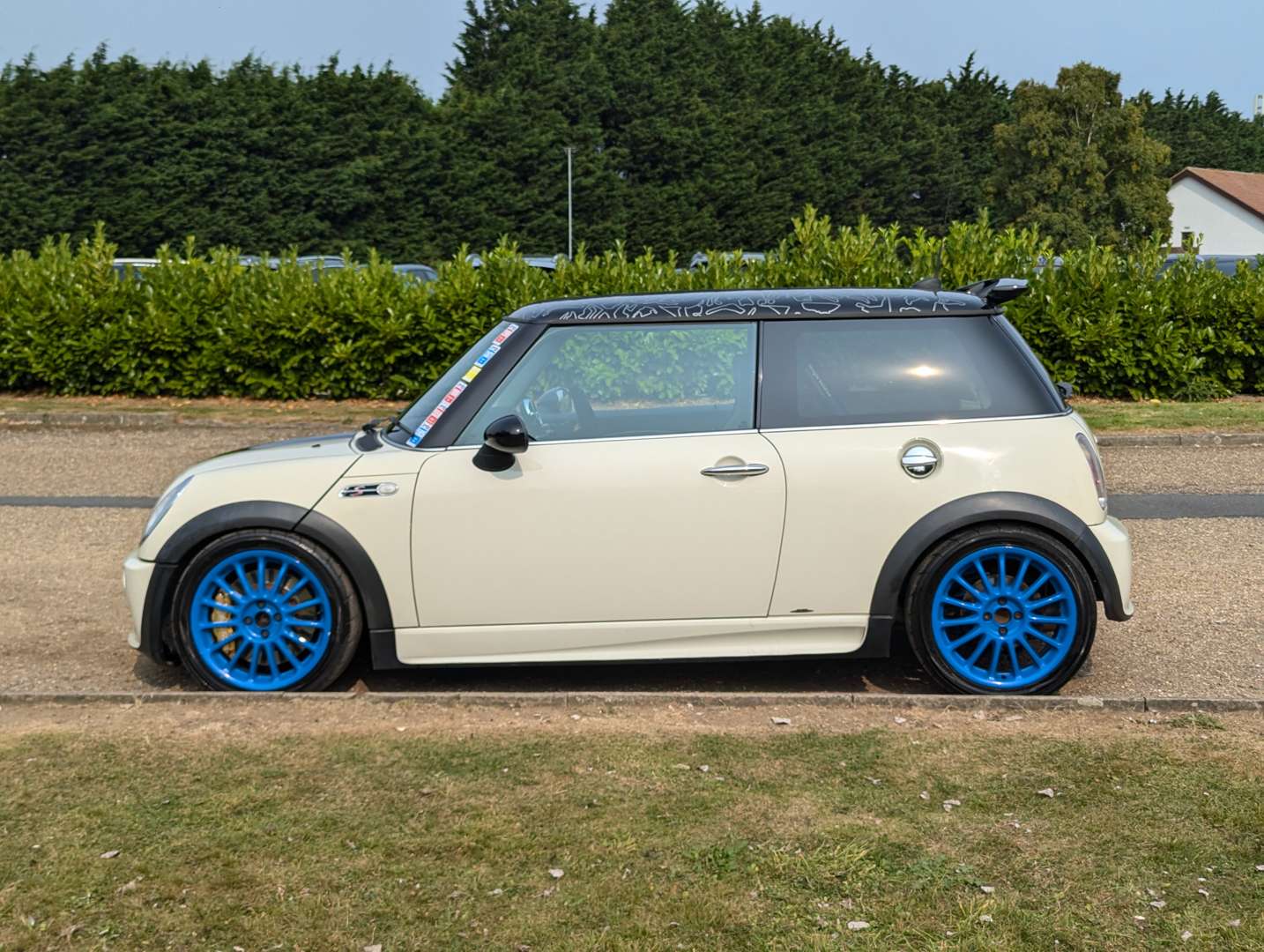 <p>2006 MINI COOPER S JCW</p>