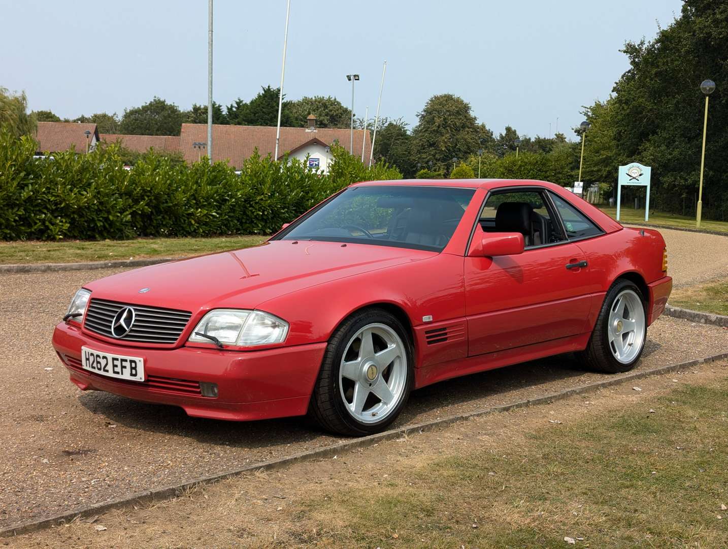 <p>1991 MERCEDES R129 500SL-32 AUTO</p>