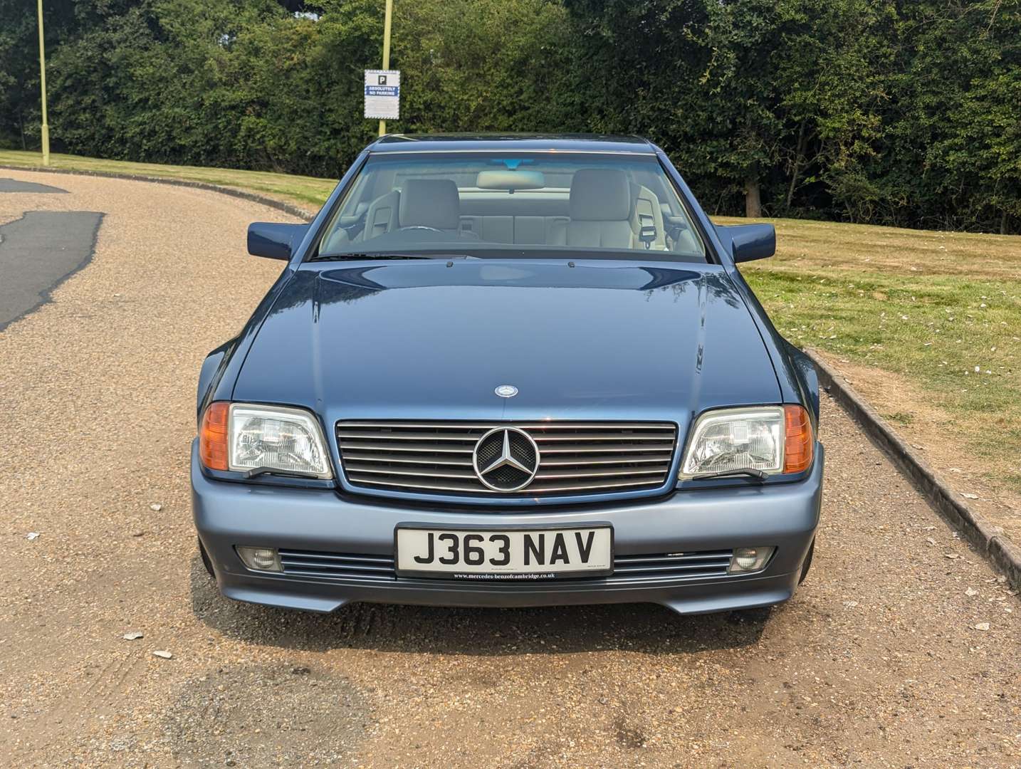 <p>1992 MERCEDES R129 300SL AUTO</p>