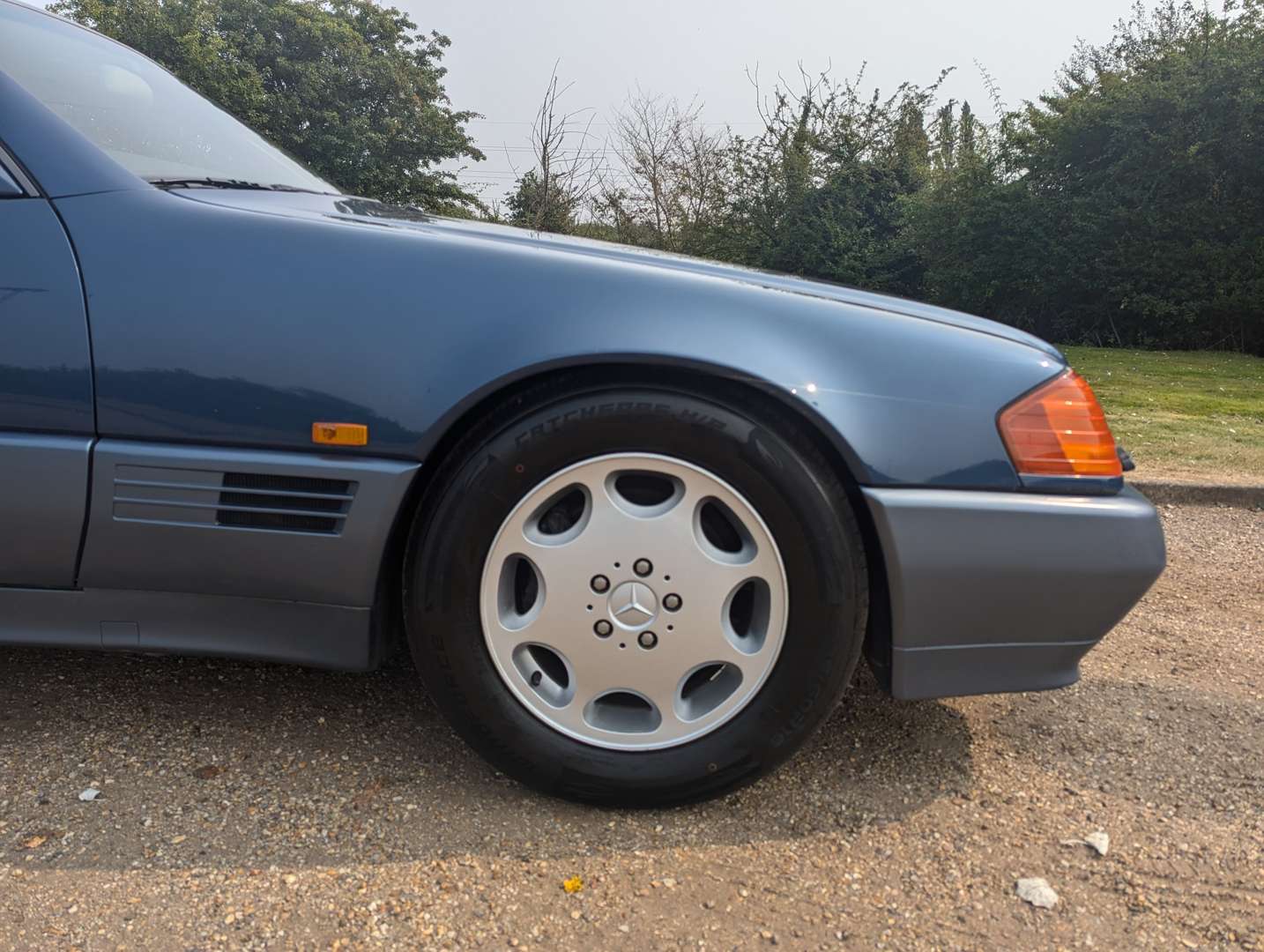 <p>1992 MERCEDES R129 300SL AUTO</p>