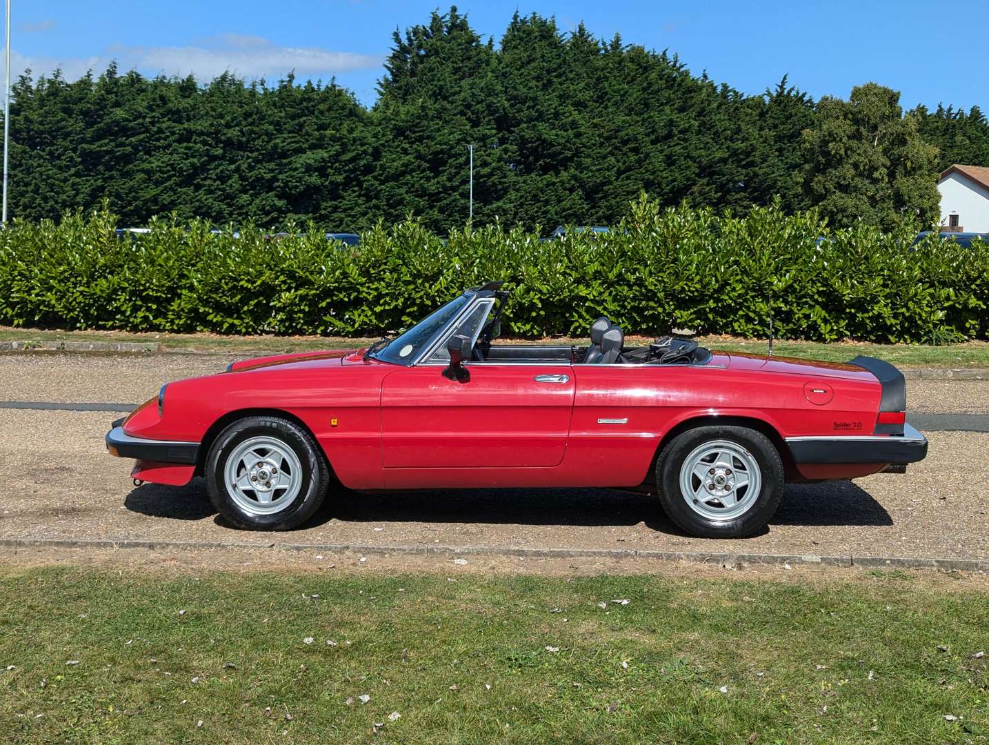 <p>1989 ALFA ROMEO SPIDER 2.0</p>