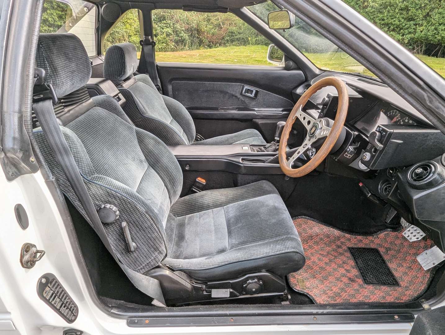 <p>1987 TOYOTA MR2 SUPERCHARGER&nbsp;</p>