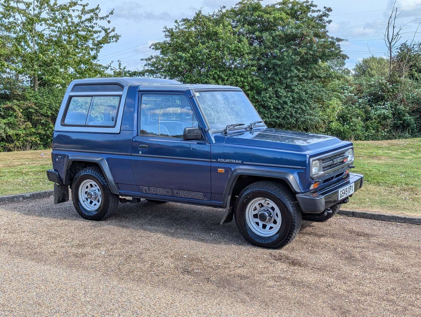 <p>1990 DAIHATSU FOURTRAK EL DIESEL</p>