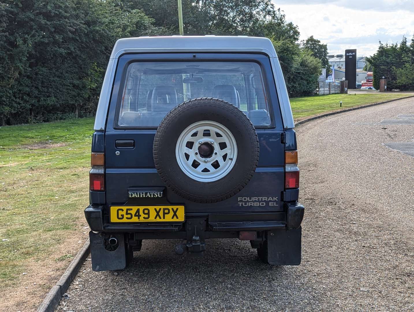 <p>1990 DAIHATSU FOURTRAK EL DIESEL</p>