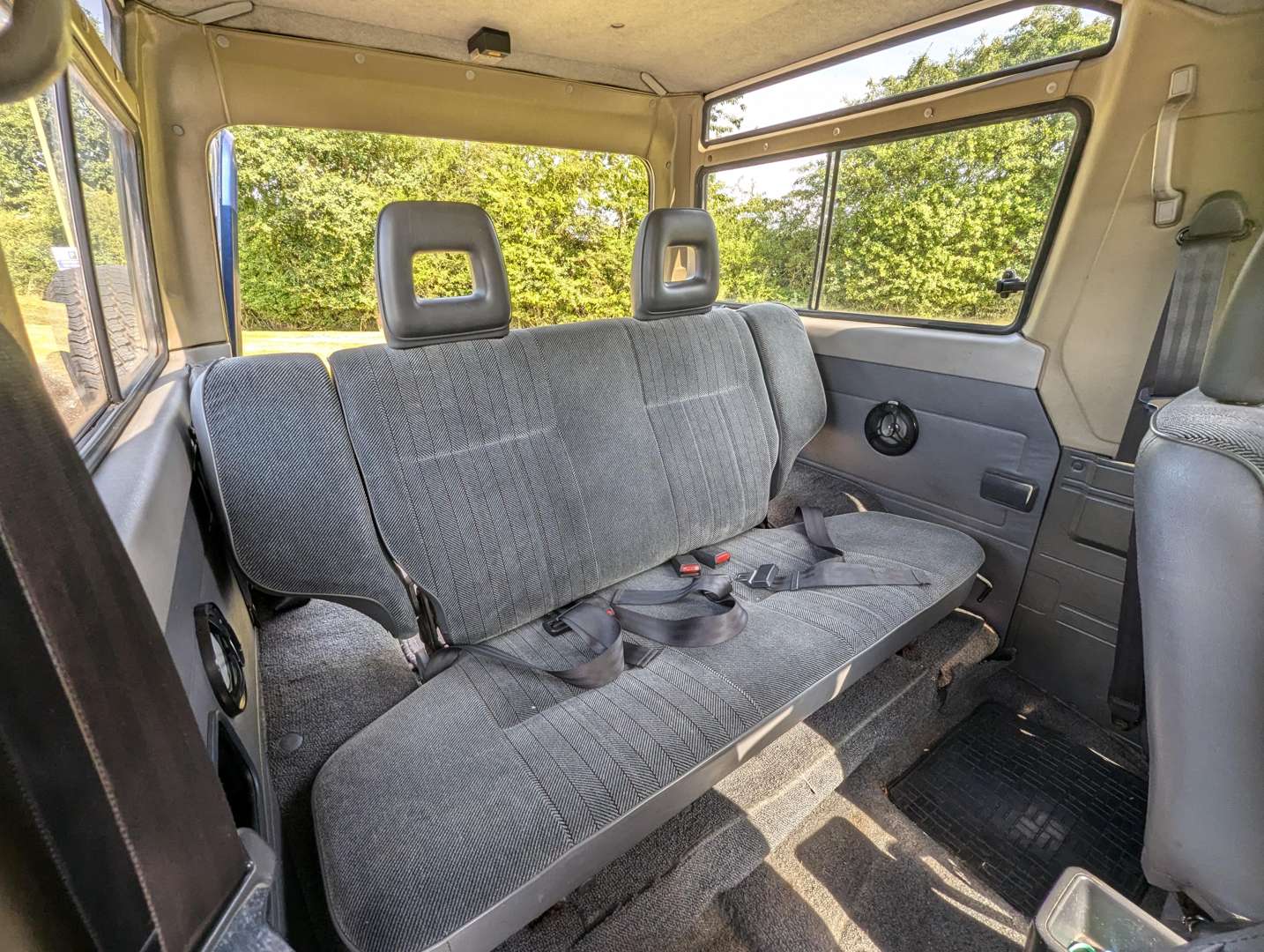 <p>1990 DAIHATSU FOURTRAK EL DIESEL</p>