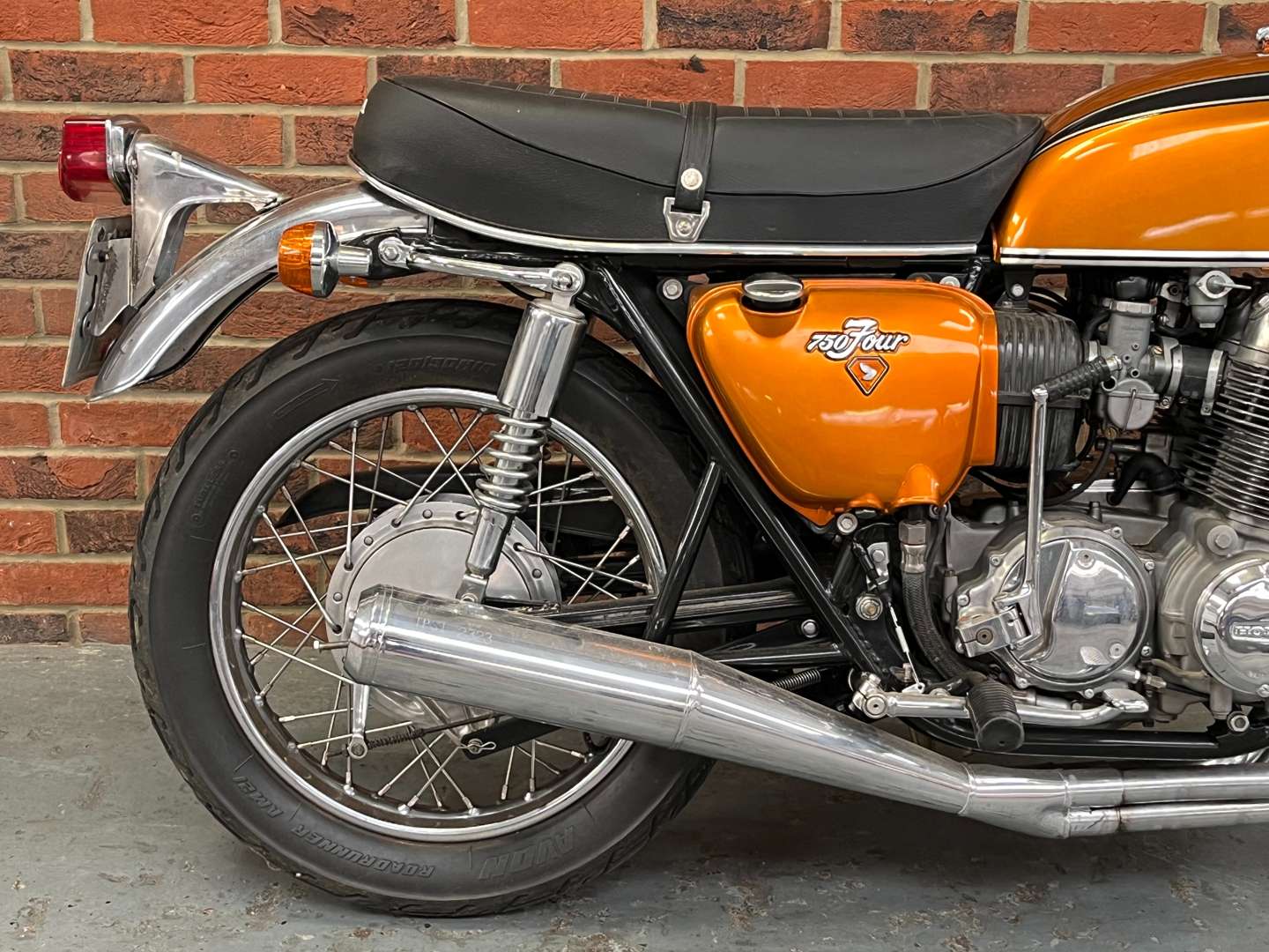 <p>1974 HONDA CB750</p>