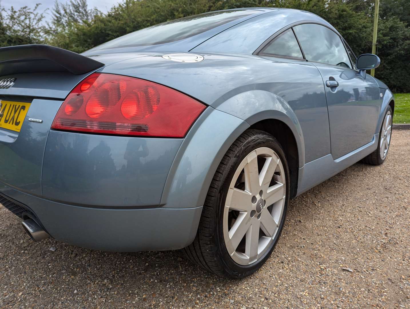 <p>2004 AUDI TT 3.2 COUPE QUATTRO AUTO</p>