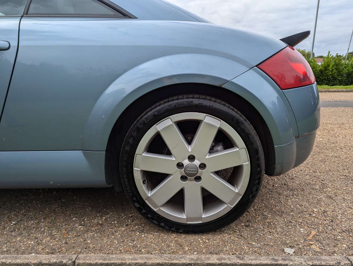 <p>2004 AUDI TT 3.2 COUPE QUATTRO AUTO</p>