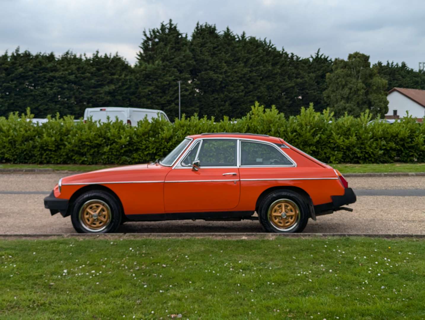 <p>1978 MG B GT&nbsp;</p>