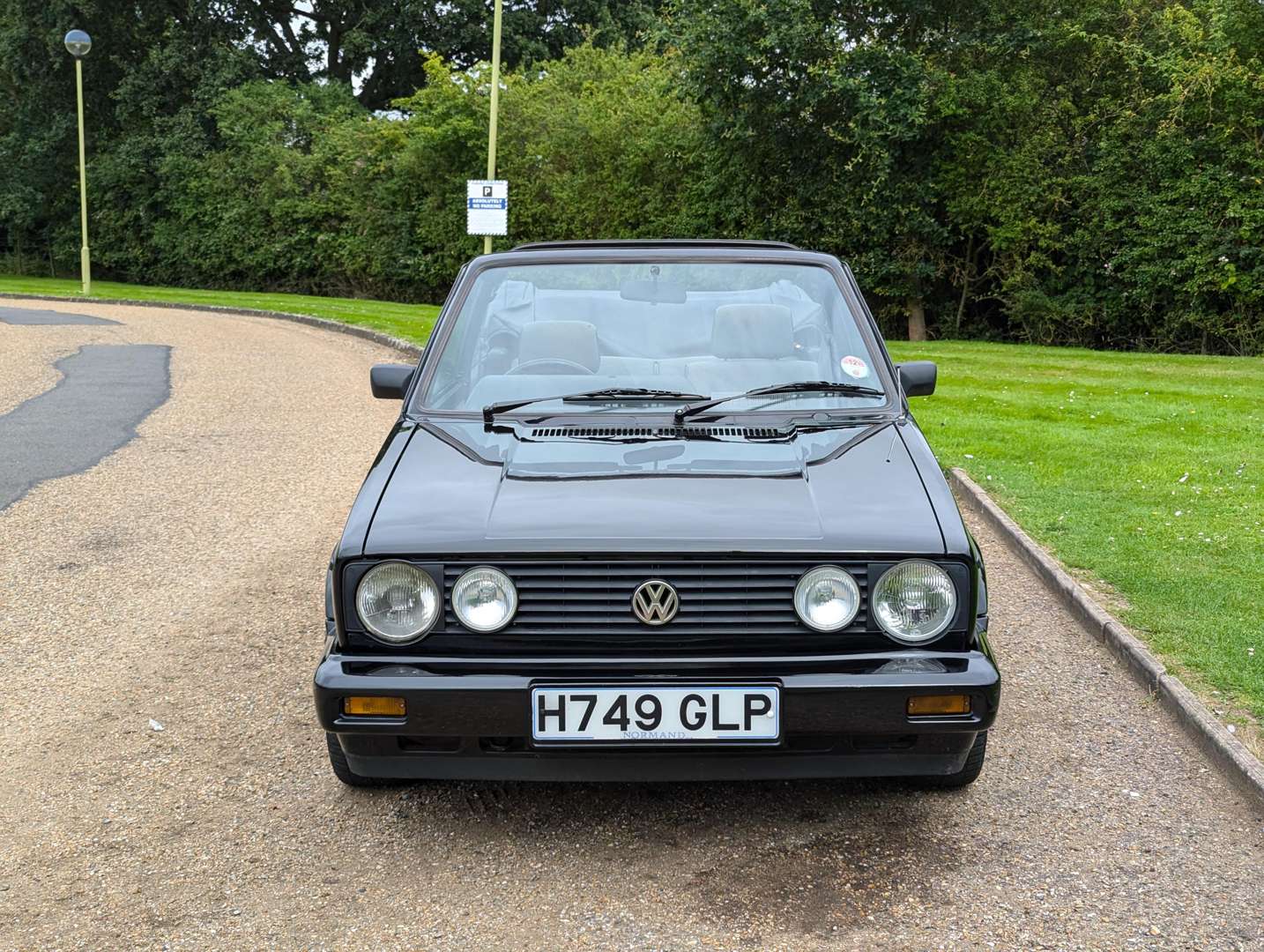 <p>1991 VW GOLF CLIPPER 1.8 CABRIO AUTO</p>