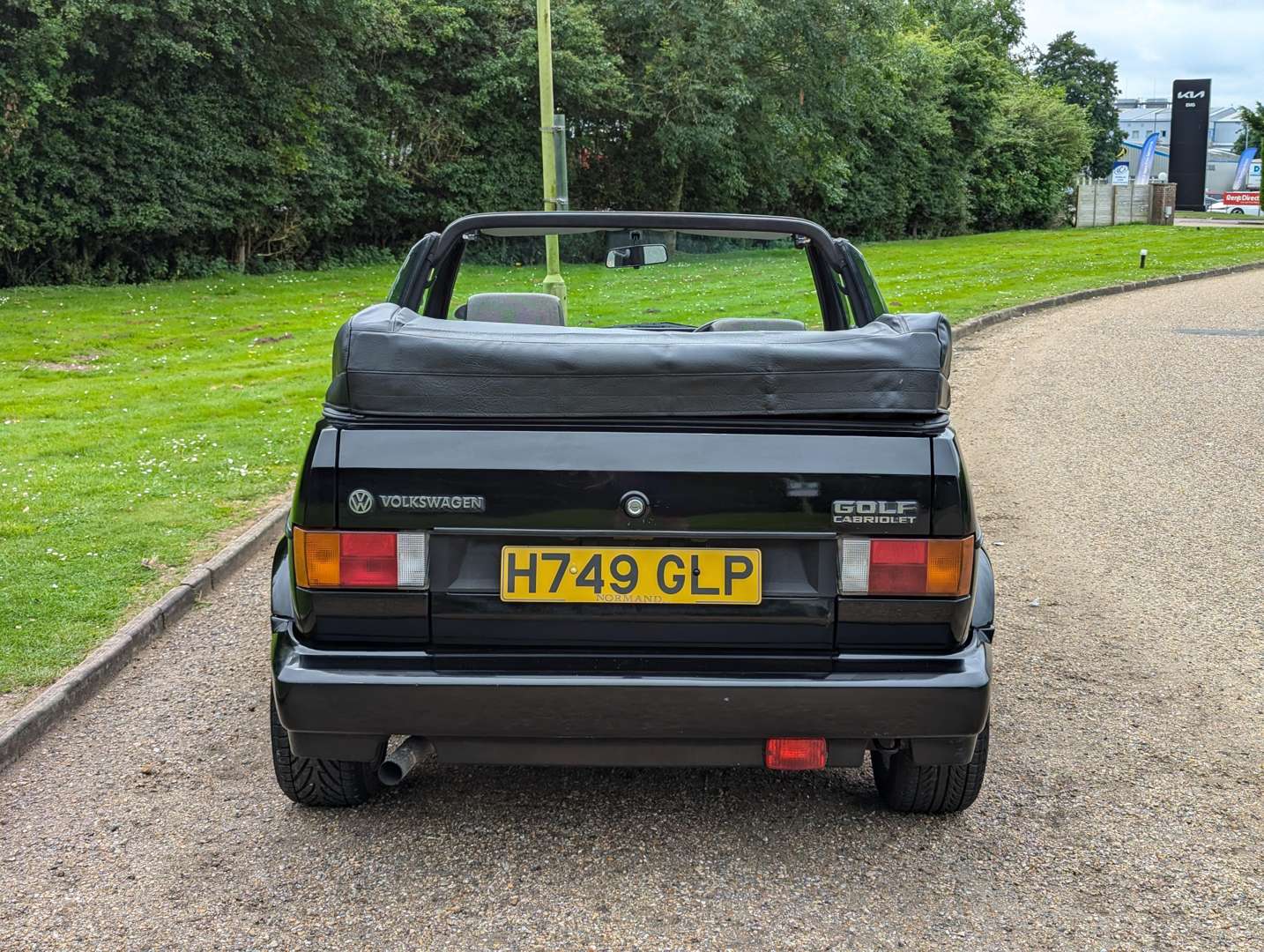 <p>1991 VW GOLF CLIPPER 1.8 CABRIO AUTO</p>