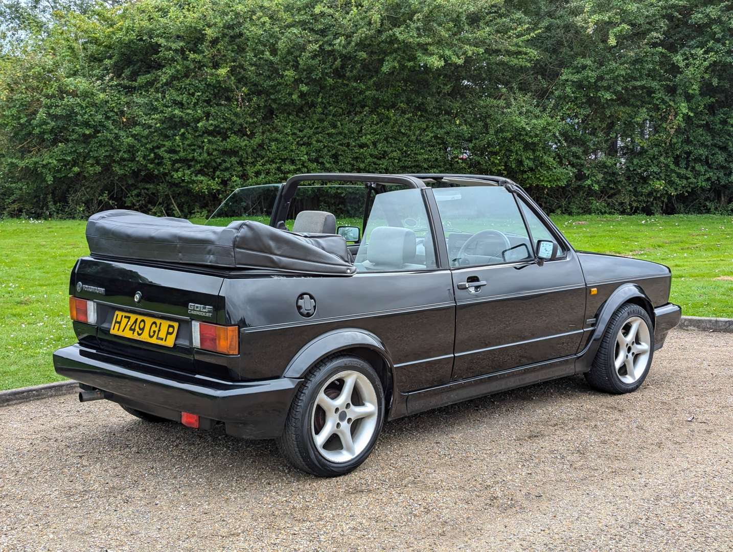 <p>1991 VW GOLF CLIPPER 1.8 CABRIO AUTO</p>