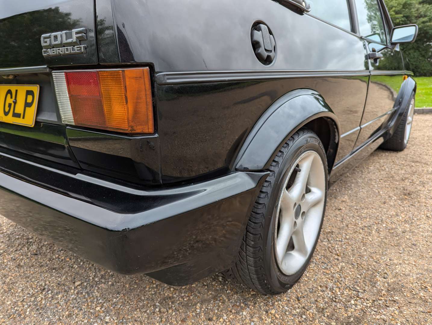 <p>1991 VW GOLF CLIPPER 1.8 CABRIO AUTO</p>