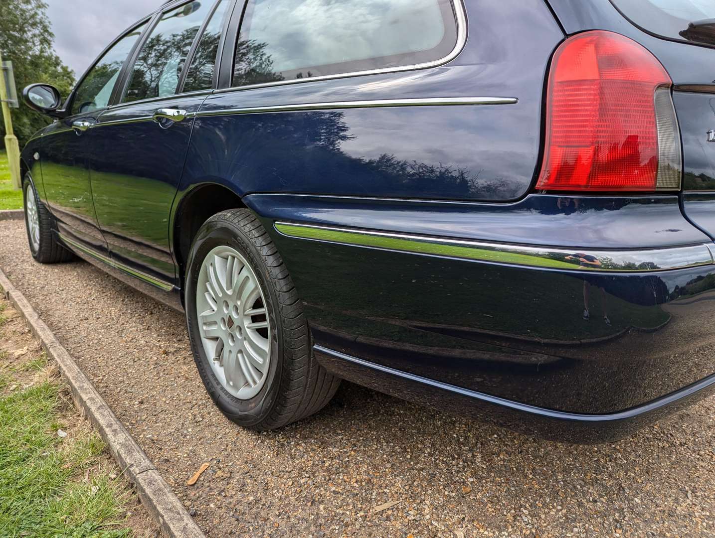 <p>2003 ROVER 75 CLUB 1.8 SE TURBO TOURER AUTO</p>