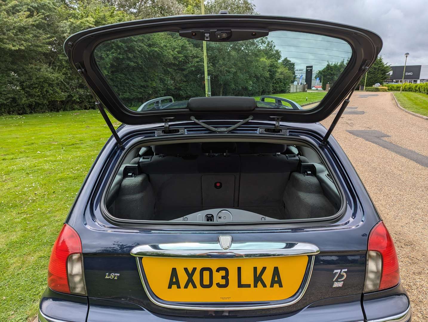 <p>2003 ROVER 75 CLUB 1.8 SE TURBO TOURER AUTO</p>