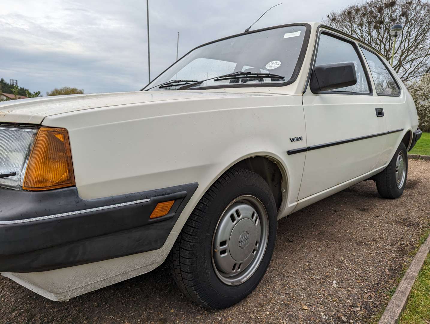 <p>1989 VOLVO 340</p>