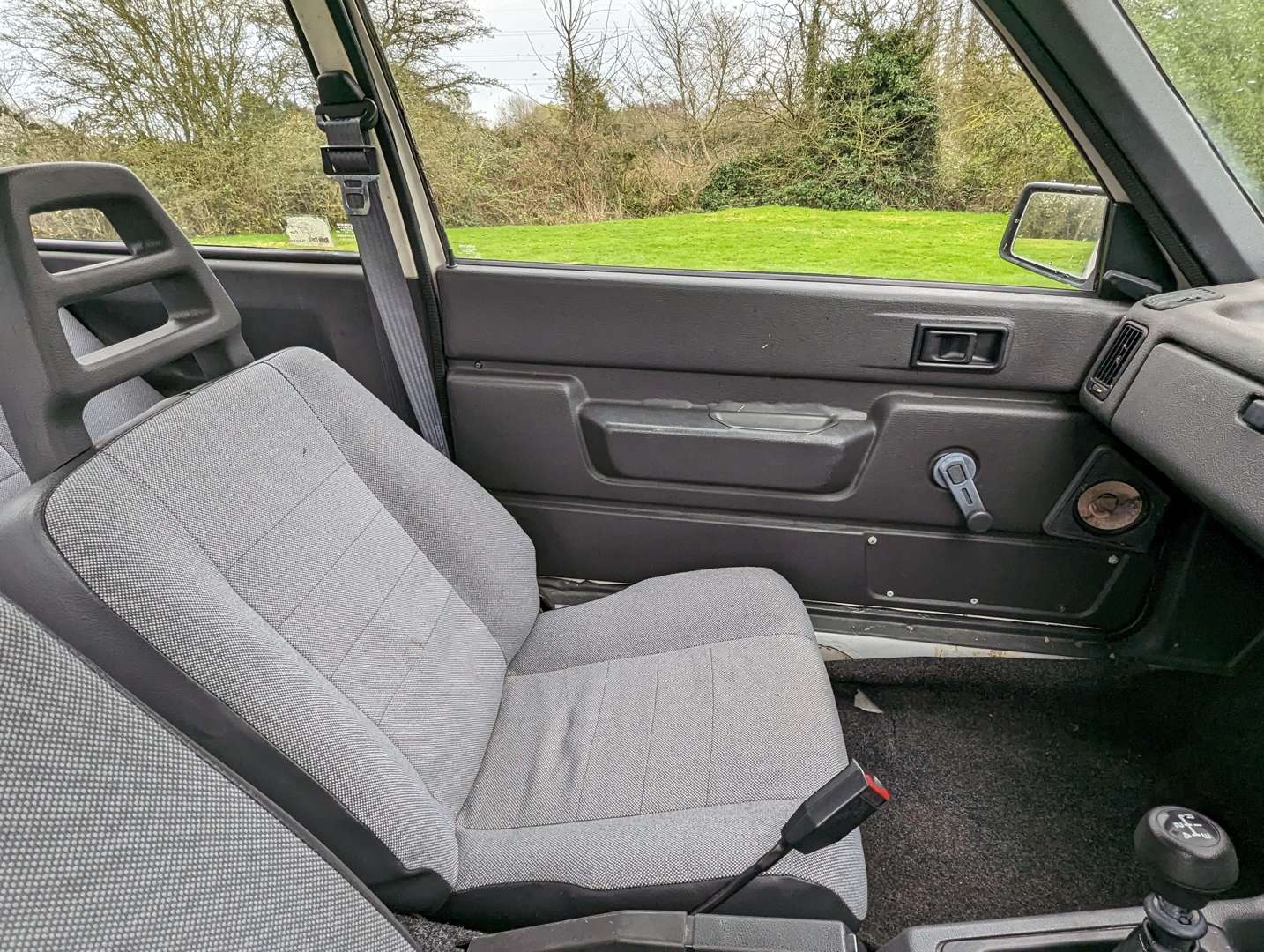 <p>1989 VOLVO 340</p>