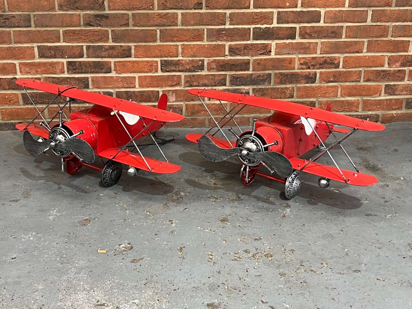 <p>Two Metal Made Biplanes Models</p>