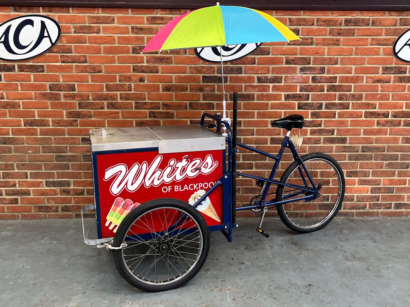 <p>Ice Cream Trike</p>