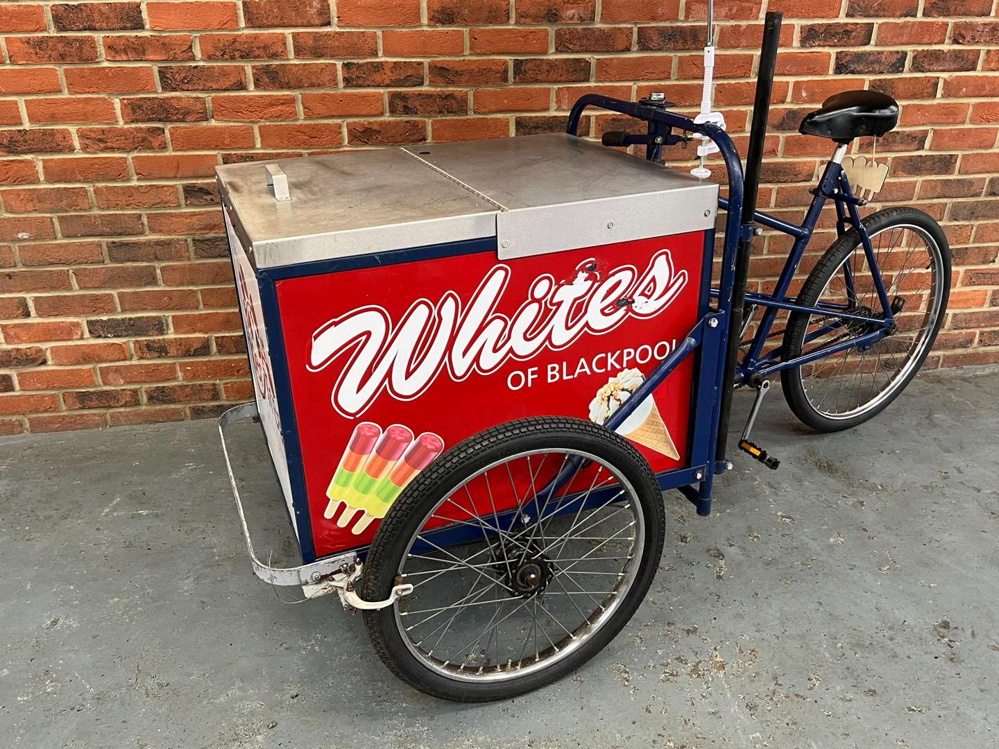 <p>Ice Cream Trike</p>