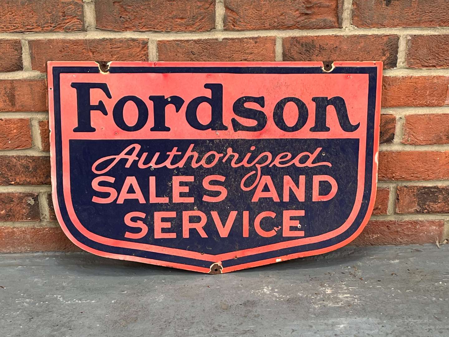 <p>Fordson Authorised Sales and Service Sign</p>