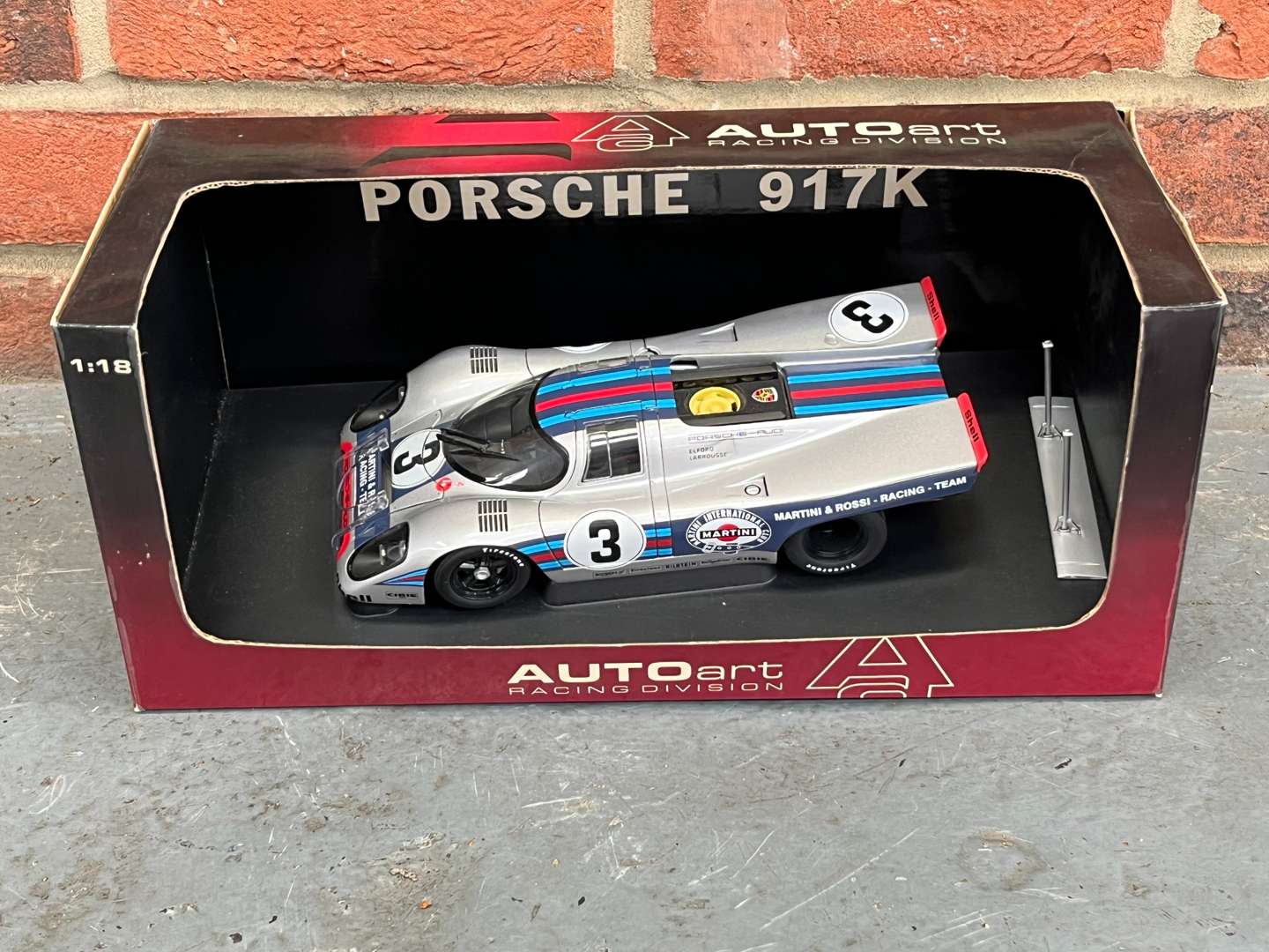 <p>Auto Art Porsche 917K 1:18 Scale Model</p>