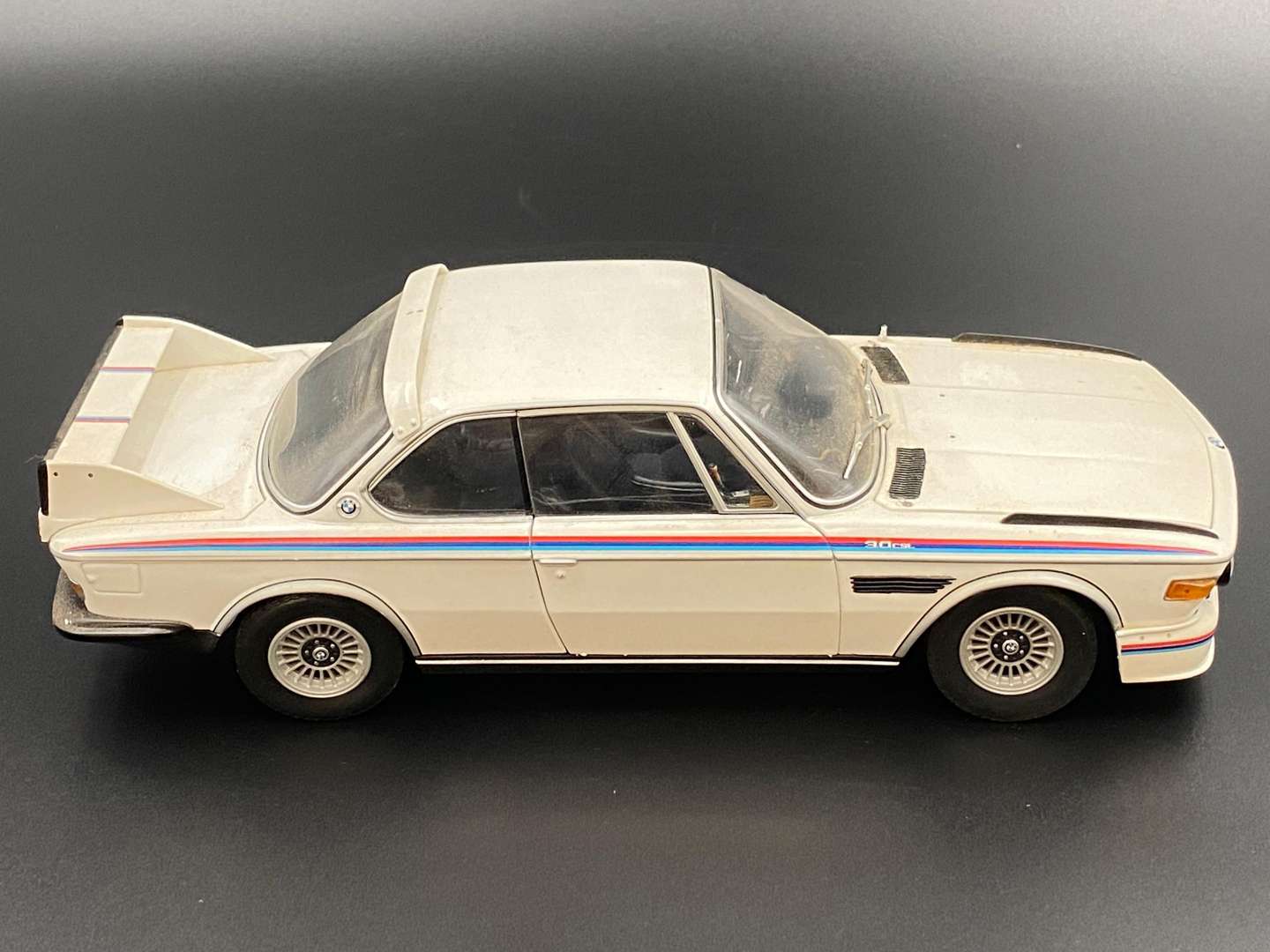 <p>MINICHAMPS,1973, BMW 3.0 CSL&nbsp;</p>