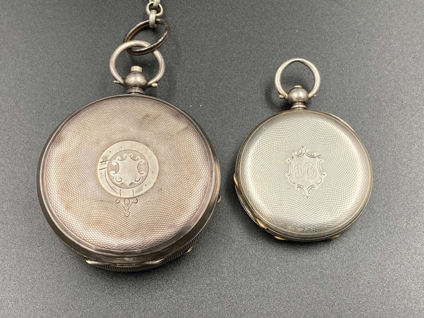 <p>A mixed lot comprising 2 various silver cased pocket watches</p>