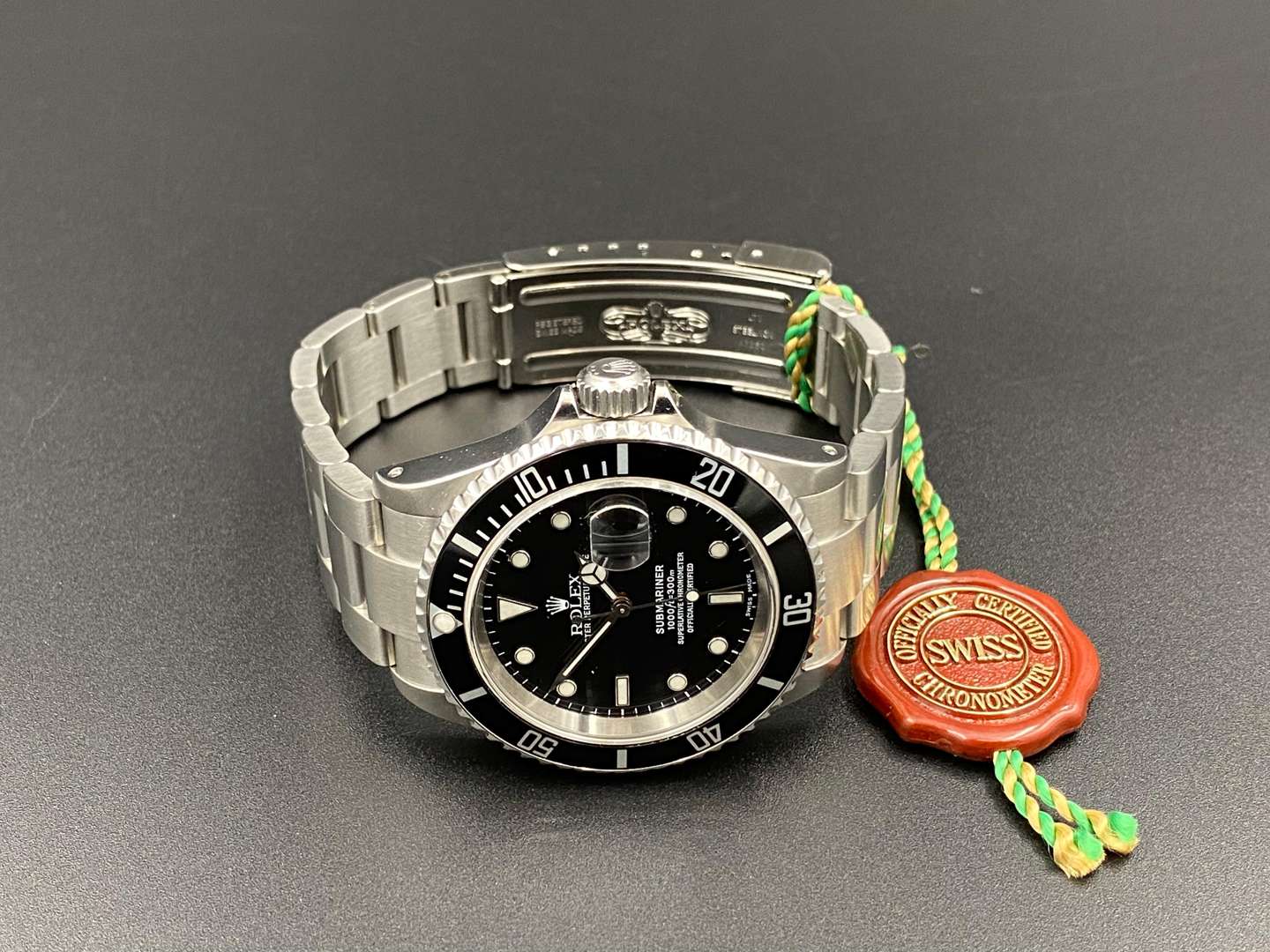 <p>ROLEX, “Submariner”, stainless steel, automatic, centre seconds, calendar wristwatch. Ref 16610, Serial Number P575641, 2000.</p>