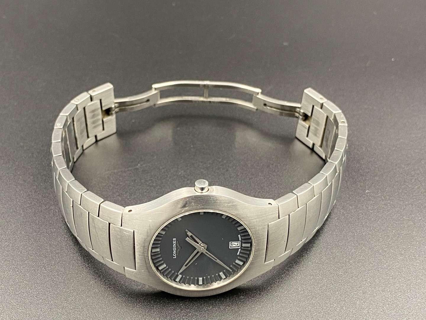 <p>LONGINES, “Oposition”, L3 617 4, a quartz, stainless steel, centre seconds, calendar wristwatch.&nbsp;</p>