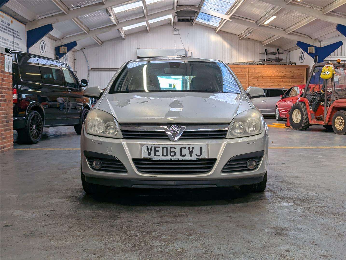 <p>2006 VAUXHALL ASTRA DESIGN CDTI</p>