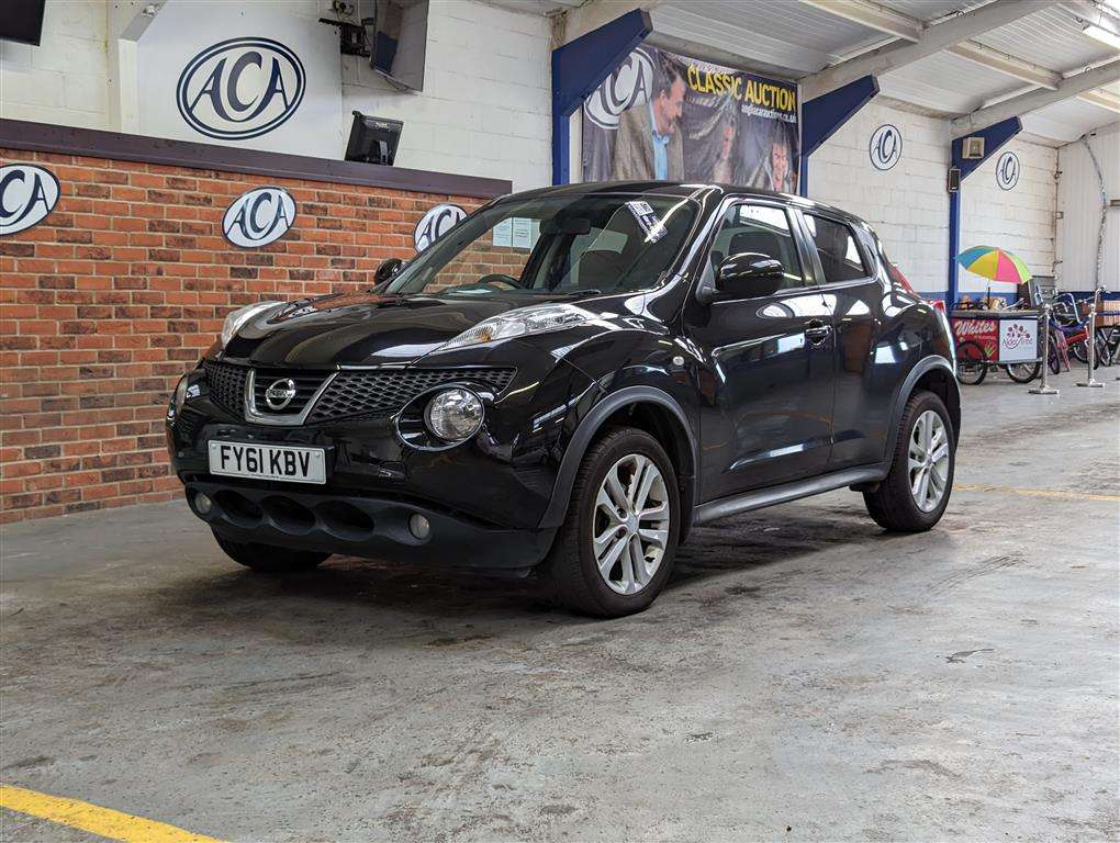 <p>2011 NISSAN JUKE ACENTA PREMIUM</p>