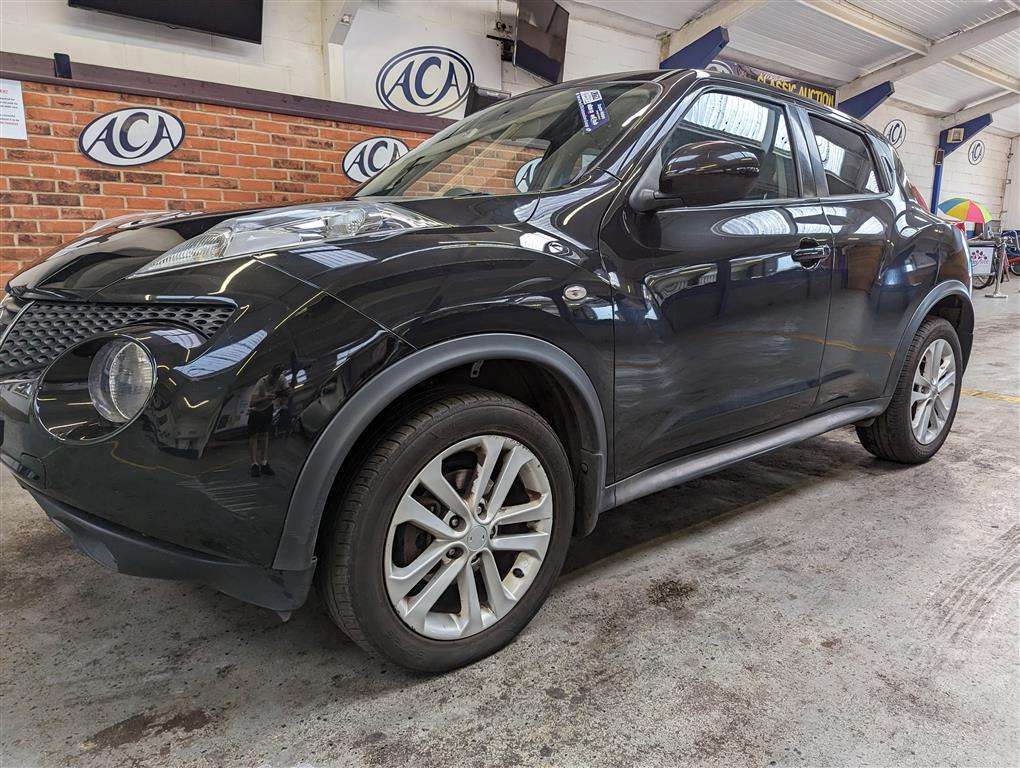 <p>2011 NISSAN JUKE ACENTA PREMIUM</p>