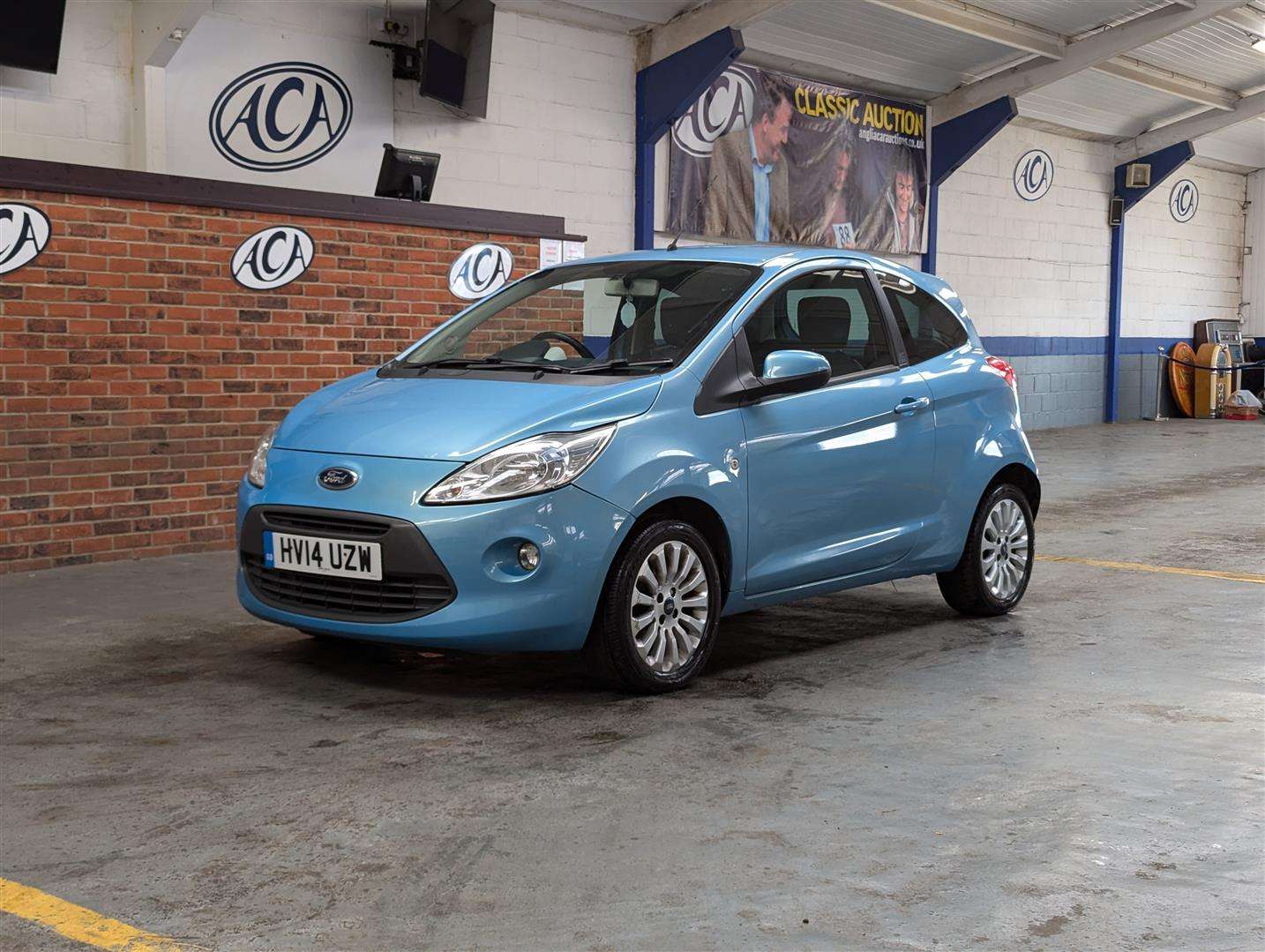 <p>2014 FORD KA ZETEC</p>