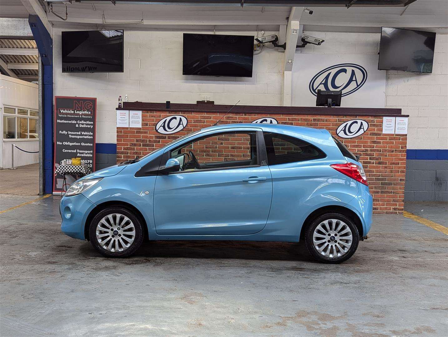 <p>2014 FORD KA ZETEC</p>