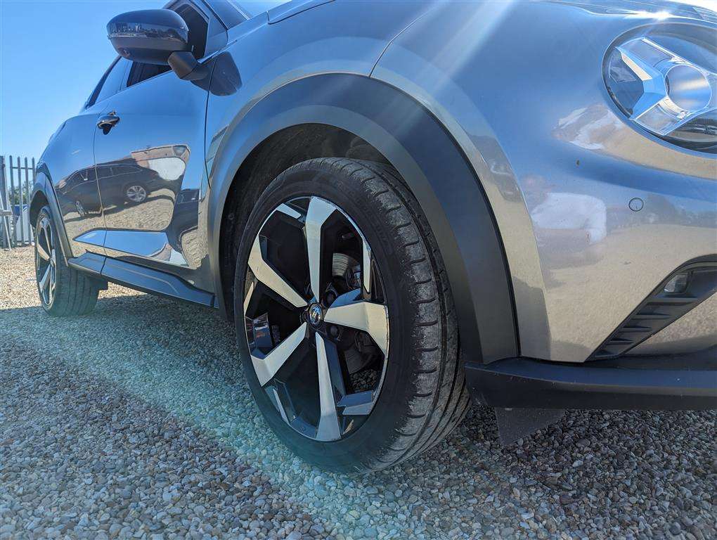 <p>2019 NISSAN JUKE TEKNA DIG-T</p>